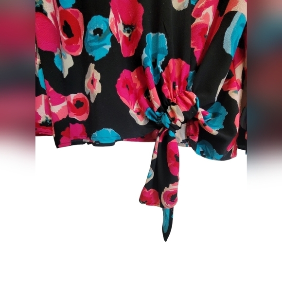 Juicy Couture Large Floral Artsy Long Sleeve Blouse - Picture 4 of 7